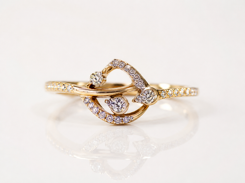 Stellar Curve Ring